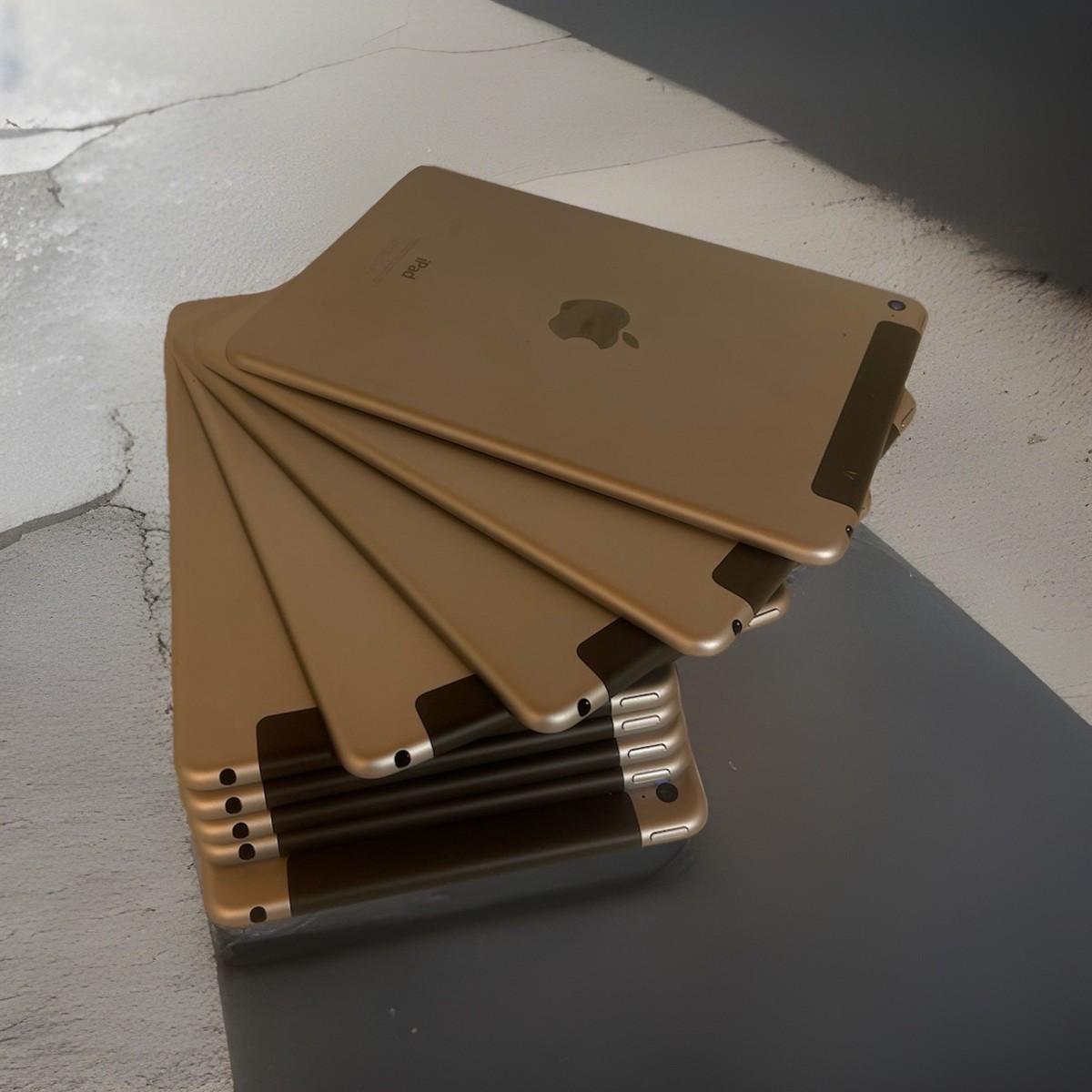 Apple iPad Mini 4 128GB Wi-Fi + Cellular Unlocked – Gray