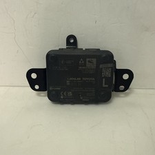 Toyota Corolla Sedan 2023 2024 Cruise Control Wave Radar Sensor Oem 88210-02040 Toyota Corolla Sedan 2023 2024 Cruise Control Wave Radar Sensor Oem 88210-02040