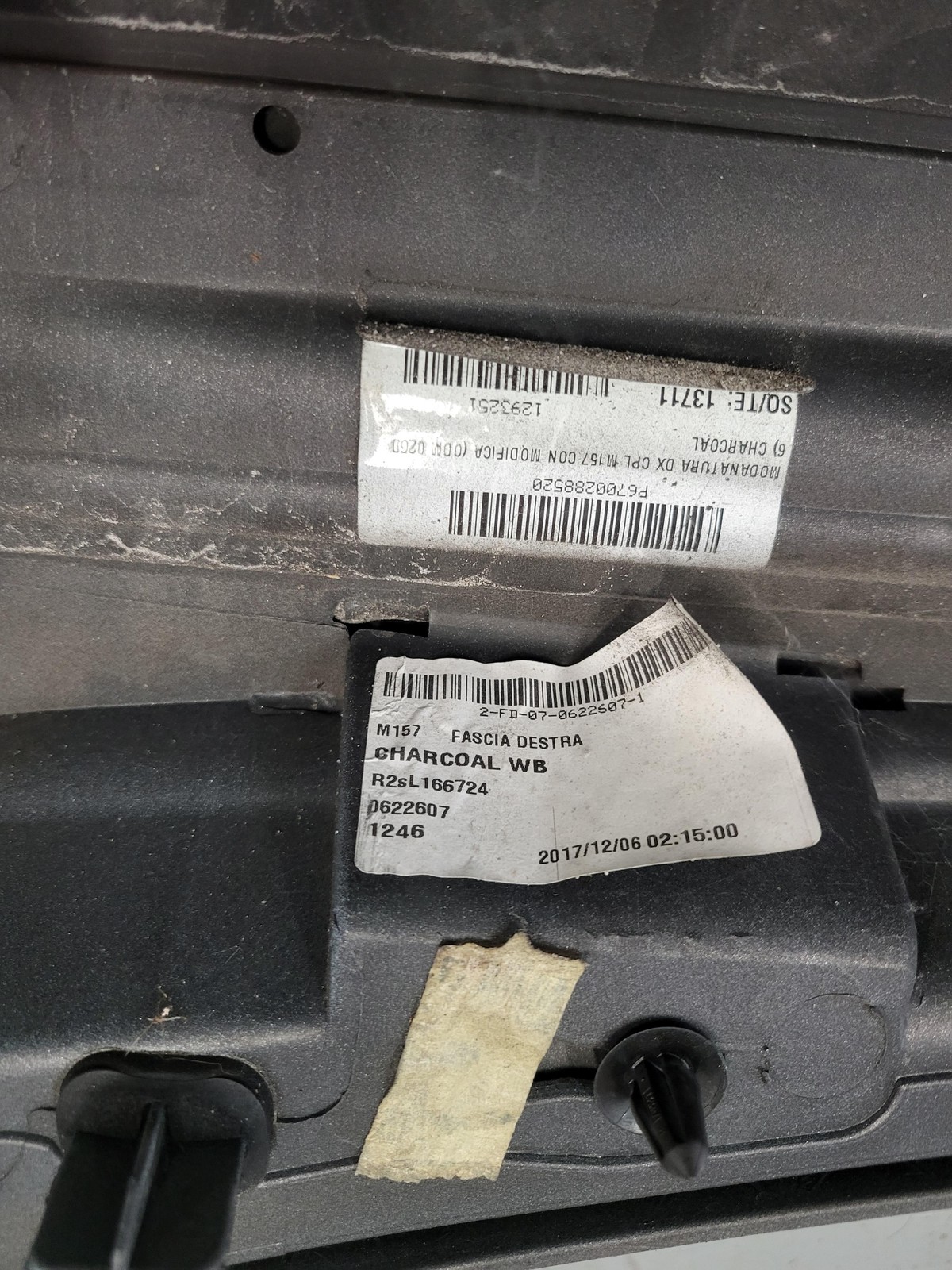 2014-2019 Maserati Ghibli Right Passenger Rocker Molding Ghibli OEM 6700288520
