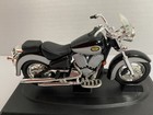 Victory V92C Motorcycle, 1:18 Scale Model, Road Signature Collectors Edition — photo 7