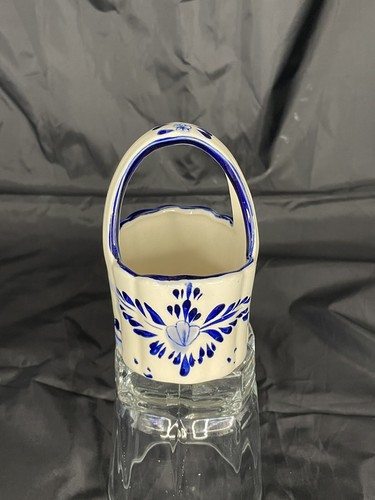 Delft Basket Handpainted Blue & White Windmill Flowers 4" High - Picture 3 of 11