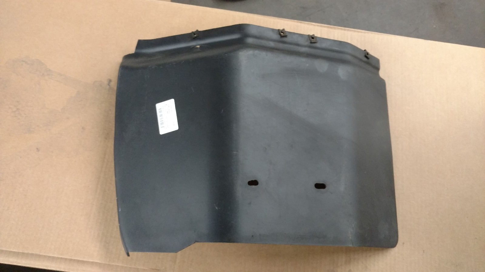 LAMBORGHINI MURCIELAGO FRONT LEFT WHEEL HOUSING LINER OEM 410821171