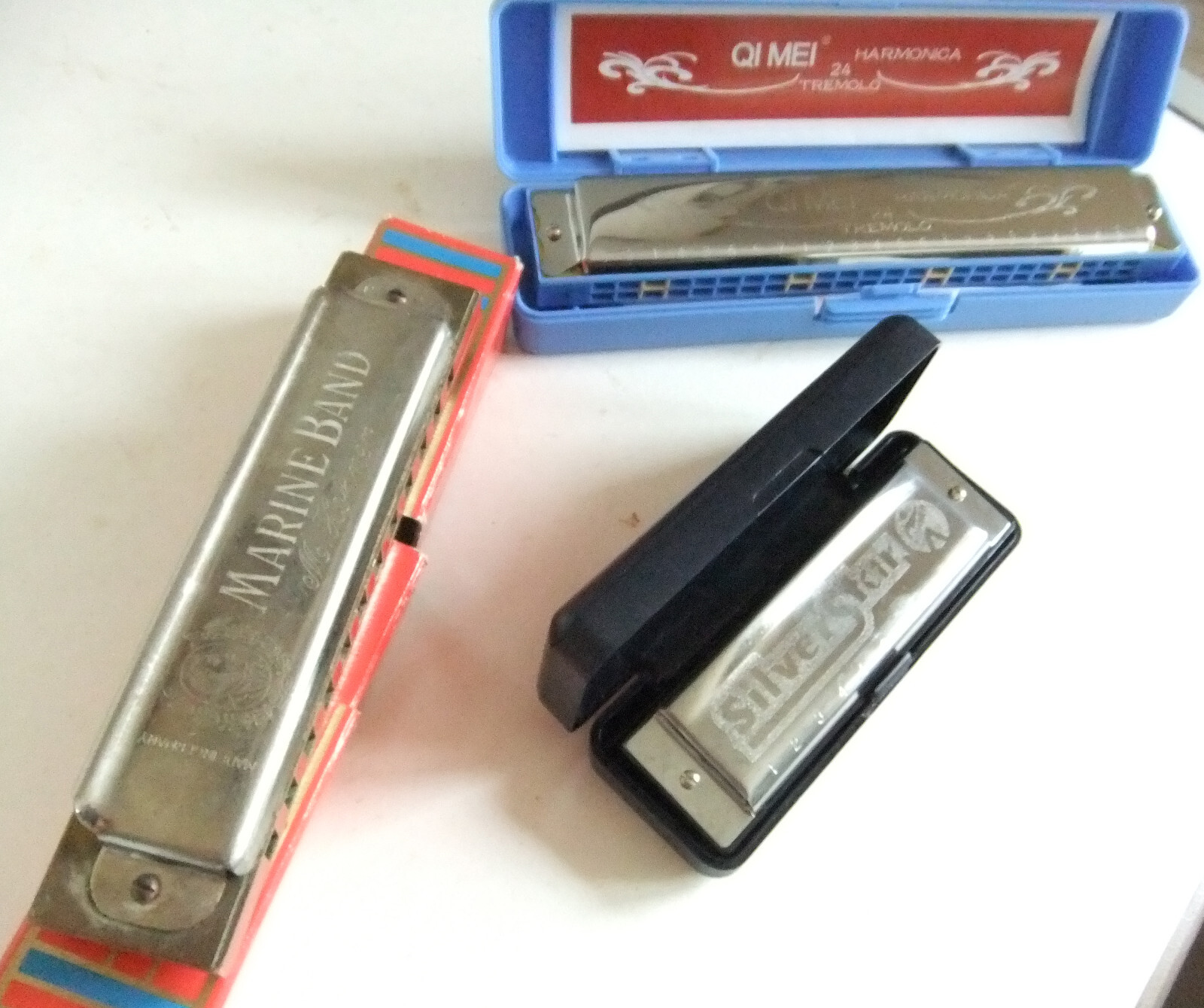 JOBLOT OF VINTAGE HARMONICAS inc QI MEI 24 NOTE TREMOLO, HOHNER MARINE