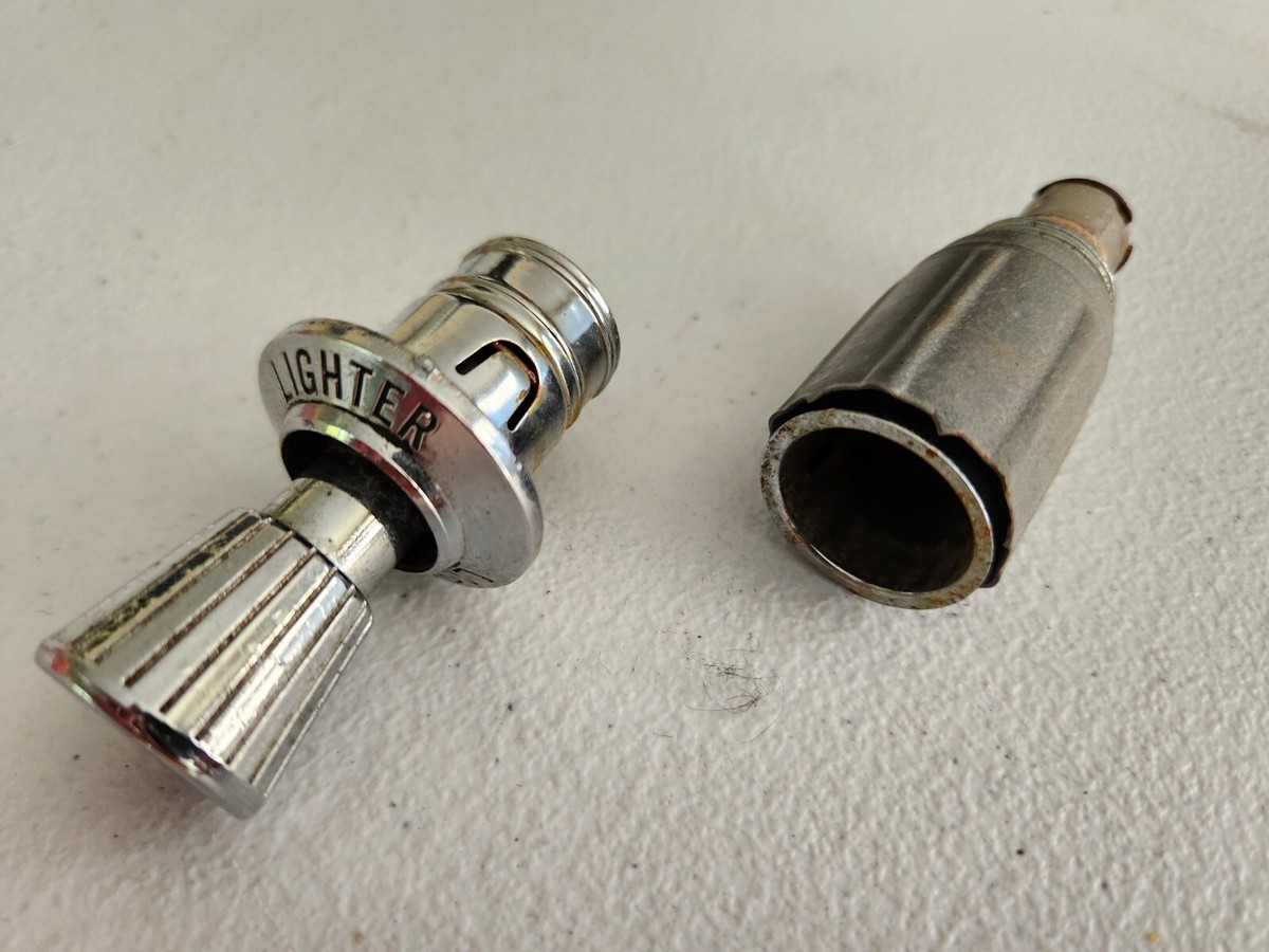 メル38614 1961 - 1964 Ford Mercury Comet Falcon Fairlane lighter and