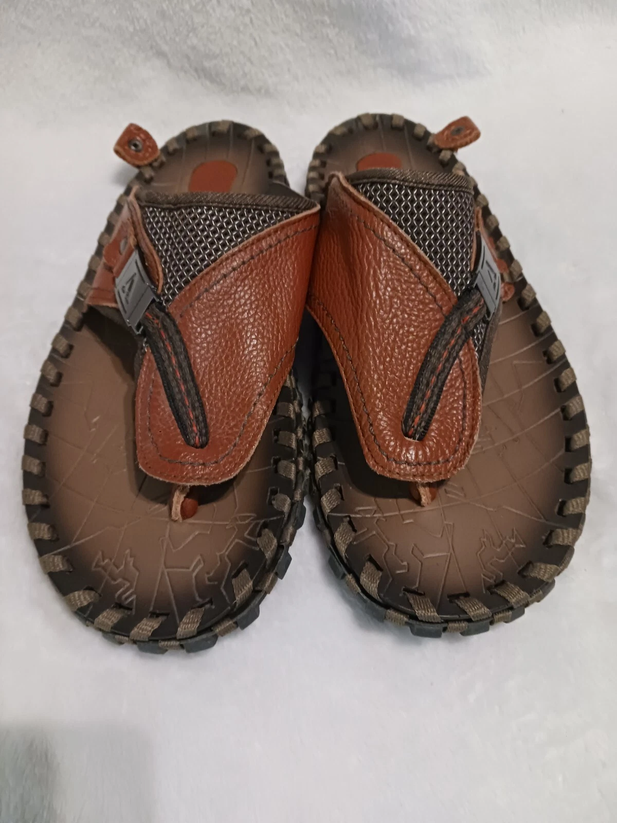 Laorentou Cowhide Leather Mens 10 Comfort Sandals. New