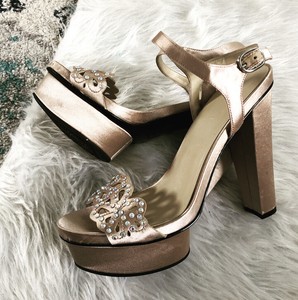 nine west rose gold heels