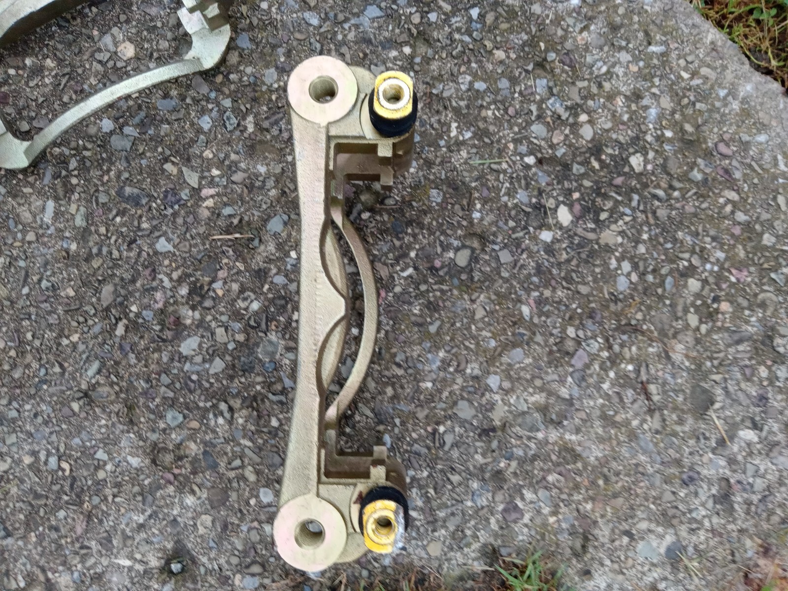 FORD  Brake Caliper Bracket And Hanger Front-Left/Right  Local Pick Up ONLY