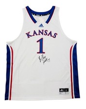 The Real Sweet 16 - 2015 March Madness Head Coach Collecting Guide 36