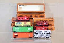 TYCO RAKE of 8 SANTA FE HEINZ NH HOPPER BOX CAR REEFER WAGON & CABOOSE on