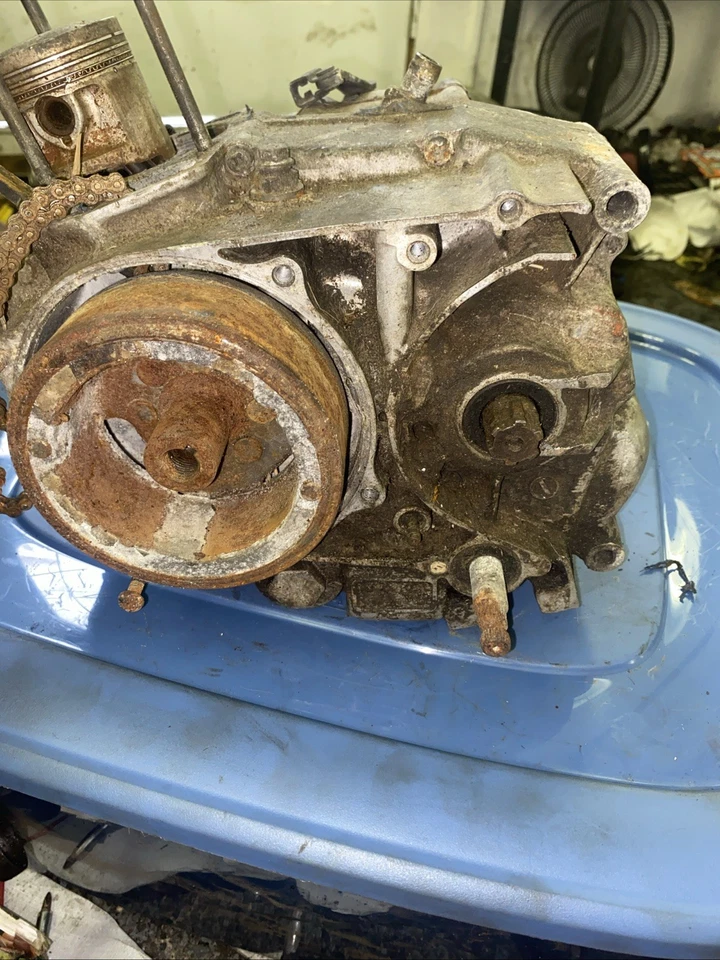 Honda XL 125 1976 extremo inferior Foto 3 de 4