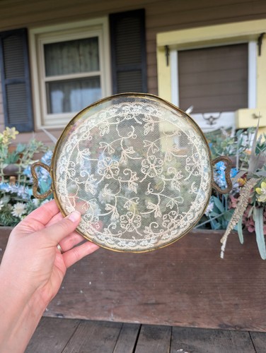 Antique Brass & Lace Under Glass Small Round Vanity Dresser 7" Tray - Picture 3 of 9