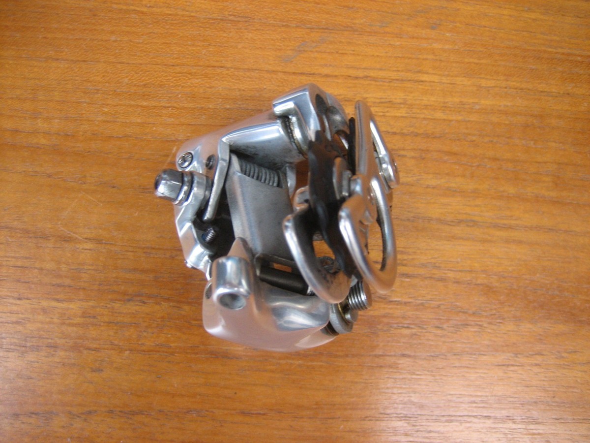 Dérailleur Arrière Campagnolo Record Première Génération - 8 Vitesses - Titane