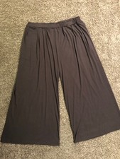 Women’s size 3XL super wide leg pants, grey ribbed polyester pants, Pull-on Pant