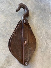 Ancienne très grosse poulie métal ,14 kg