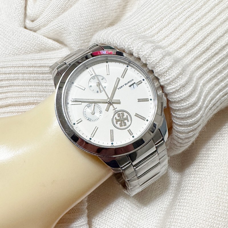 Tory Burch Collins Silver Stainless Steel Unisex Watch  display picture 2