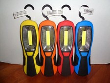 Max Force 3 vatios 300 lúmenes LED MAZORCA luz de trabajo con respaldo magnético y gancho colgante