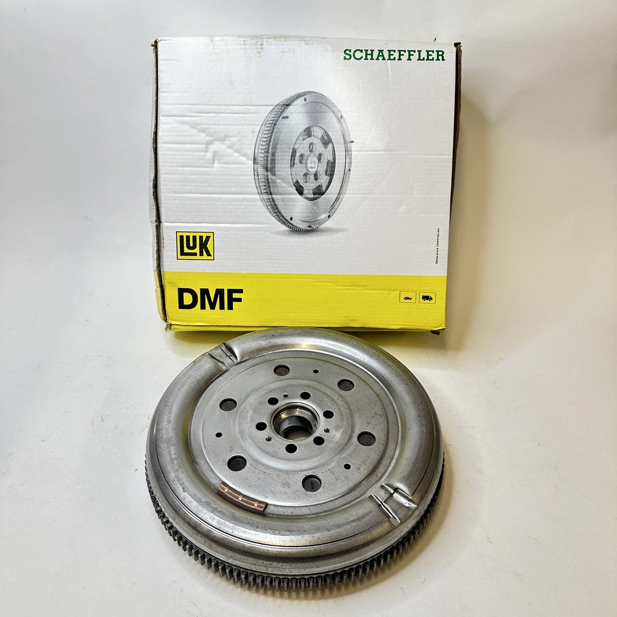LuK Dual Mass Flywheel 415058310 Fits Audi Skoda SEAT Yeti VW 