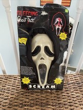 Vintage 1997 Scream Ghost Face Bleeding Halloween Mask with Blood Heart Pump NEW