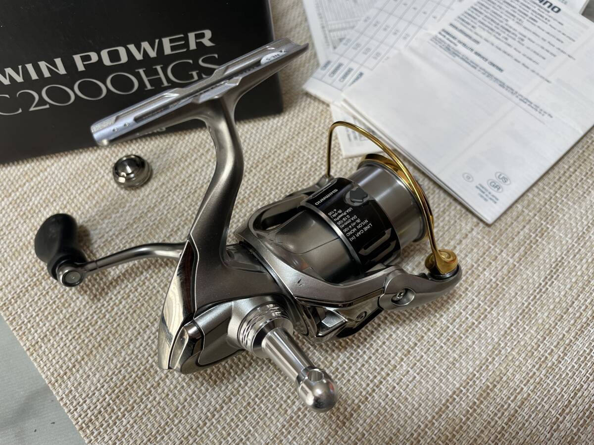 15 Twin Power C2000Hgs With Reel Stand SHIMANO Hg High Gear 15 Twin Power C2000Hgs With Reel Stand SHIMANO Hg High Gear