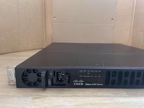 Cisco ISR4431/K9 z SecurityK9 & UCK9 & IPBaseK9 + PVDM4-64 + wsporniki - Zdjęcie 5 z 9