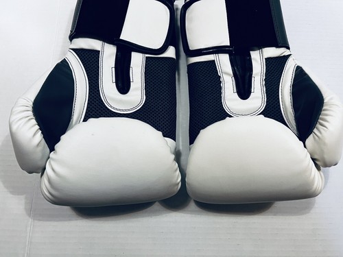 Everlast EVERSHIELD Adult Training Boxing Gloves Sparring White 12 0z. NEW - Picture 16 of 17
