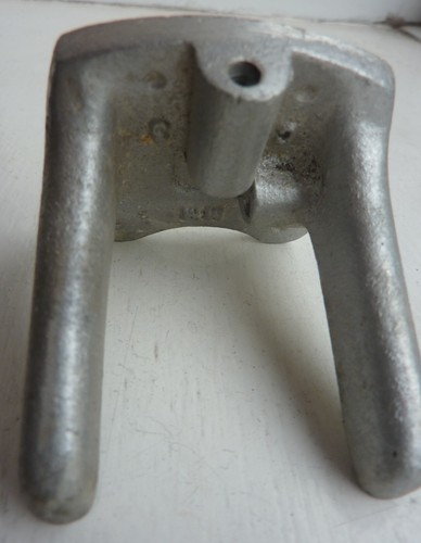 Micro-Mold cast alloy engine mount for RC planes etc. For IC engines. - Picture 8 of 8