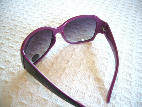 Gafas de sol para mujer con estrás de 2 tonos flores de diseñador 8121R - Imagen 26 de 27