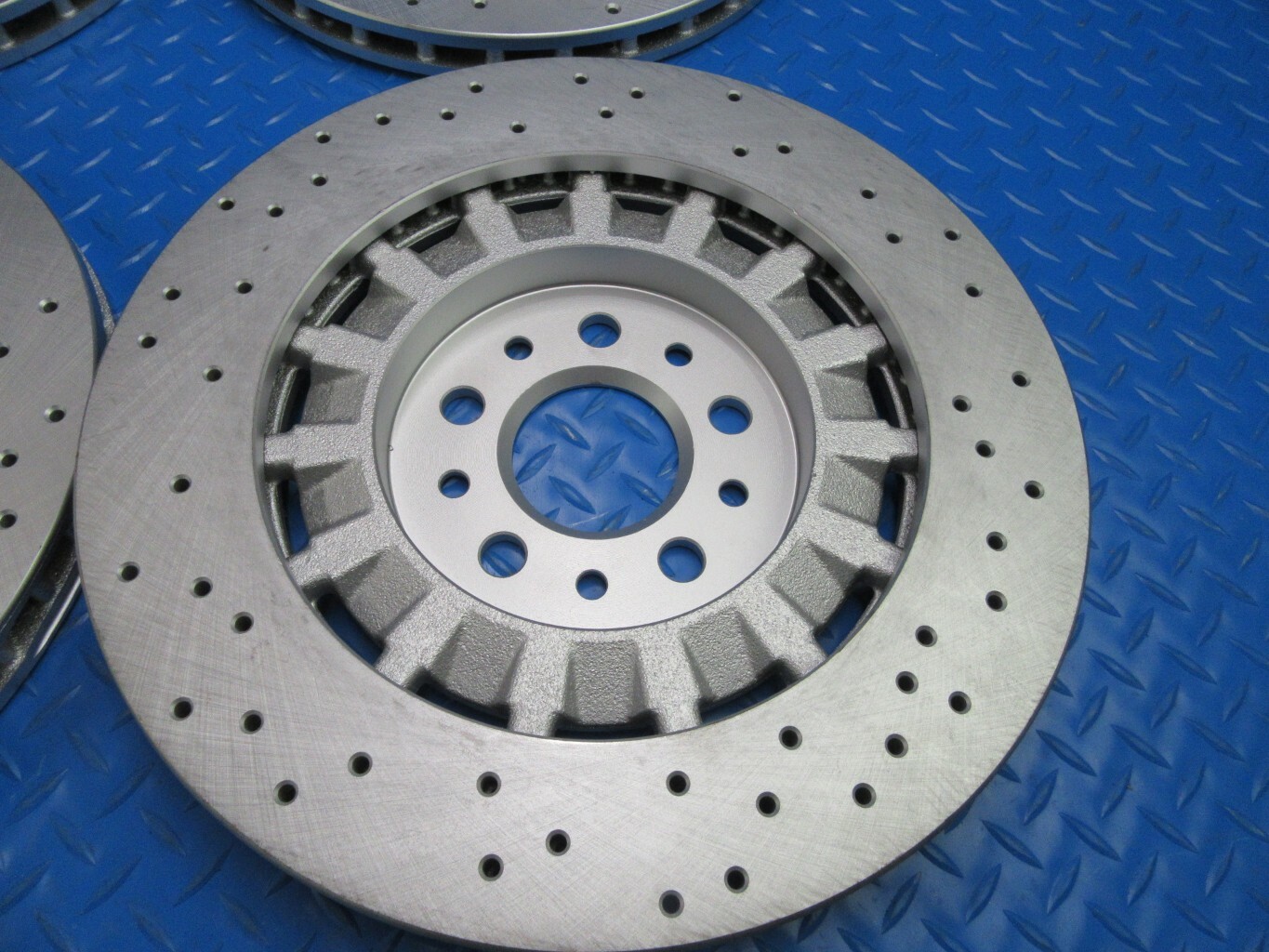 Maserati Quattroporte front rear brake pads rotors + filers #8506 14-16