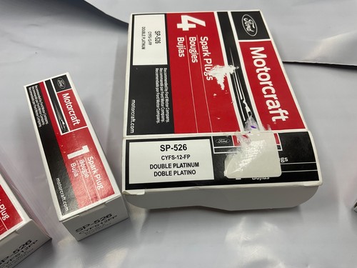 4 Pack Motorcraft SP526 Double Platinum Spark Plugs CYFS-12-FP - Picture 2 of 4