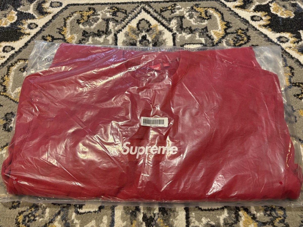 Supreme Washed Box Logo Crewneck Red XL SS25 NEW IN HAND Supreme Washed Box Logo Crewneck Red XL SS25 NEW IN HAND