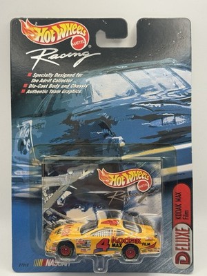Hot Wheels Racing Deluxe #4 Kodak Max Film NASCAR Race Team - 1:64 Diecast Car