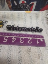 1978-1979 Oldsmobile Front Grille Emblem Badge Nos Gm 559183
