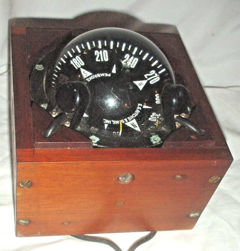 VINTAGE E S RITCHIE & SONS SHIP COMPASS  WOOD CASE/ELECTRICAL HOOKUP CONNECTOR