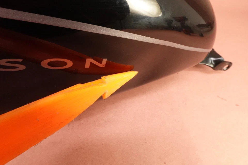 Harley-Davidson Sportster Iron 883 XL883N 2009-2021 tanque de gasolina combustible Foto 2 de 4