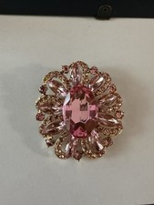 Fashion Women Luxury Rhinestone Shiny Brooches Pins Lady Banquet Jewelry Pink