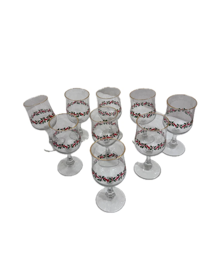 Juego de 9 copas navideñas - gafas festivas con patrón de bayas de acebo Foto 2 de 4