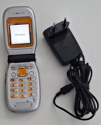 Sony Ericsson Z200  Klapphandy + Ladekabel