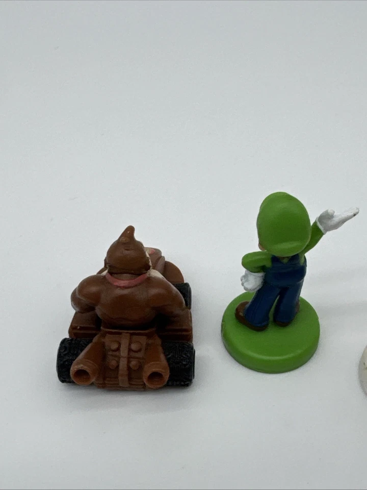 Hasbro NINTENDO Monopoly Gamer Repuesto Personaje Piezas Lote de 4 Wario Mario Foto 4 de 4