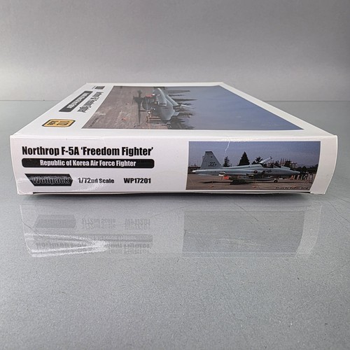 Wolfpack 1:72 Northrop F-5A Freedom Fighter Model Kit Korea Air Force WPD17201 - Picture 9 of 10