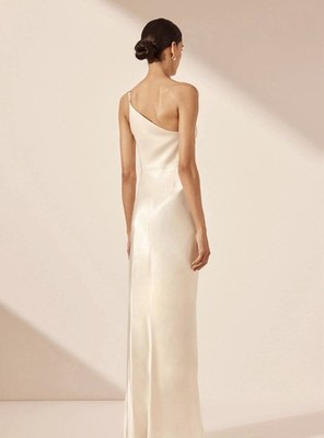 la lune asymmetrical gathered maxi dress cream La Lune Asymmetrical Gathered Maxi Dress in Olive – Rabbit Borrows