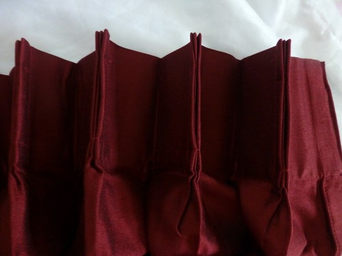 JCP HOME SUPREME PINCH PLEAT CURTAIN PANEL FRENCH CABERNET RED 62.5"X 84" NEW - Picture 3 of 5