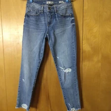 Rewash Women's Size 3 26 Classic Rise Vintage Reunion Raw Hem Distressed Jeans
