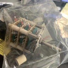 SHALLCROSS / CUTLER-HAMMER ROTARY SWITCH 2E00AZ4-3-15 New Old Stock Part