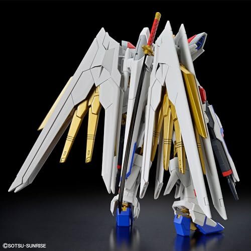 Bandai Hobby - Gundam Seed Destiny – #14 RG Strike Freedom, Bandai Spirits 1/144 Maquette Kit : Bandai