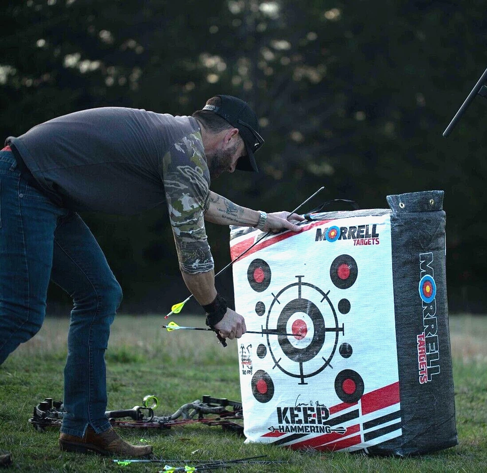 Morrell Keep Hammering Outdoor Range Archery Target Cameron Hanes Endorsed - Image 3 of 4