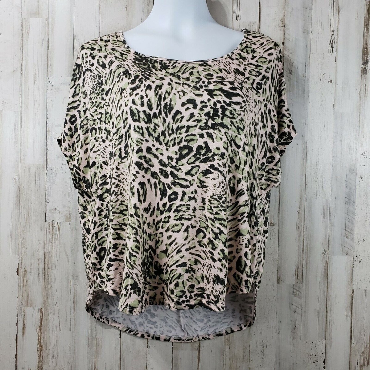 JUICY COUTURE★leopard print love logo T-shirt JC193 Juicy Couture Leopard T-Shirts | Mercari