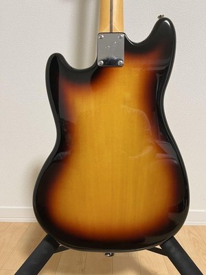 ギター Fender Mustang Limited Run Reverse Head Fender Mustang Limited Run Reverse Head Electric Guitar