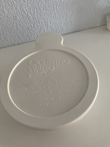 Vintage CORNING WARE WHITE GRAB IT BOWL—P-150-B W/PLASTIC LID - Picture 2 of 6