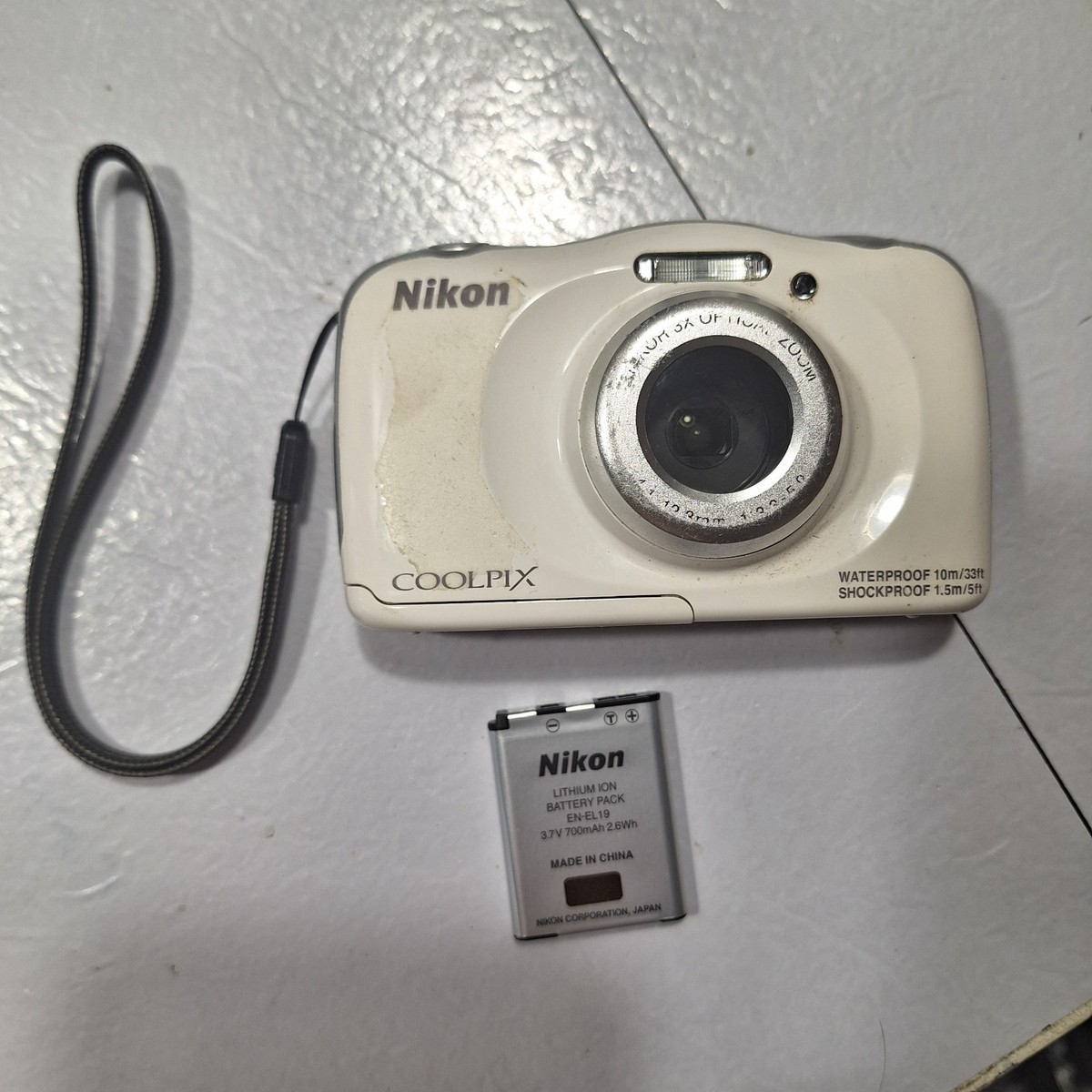 Nikon COOLPIX S33 13.2MP Digital Camera - White for sale online | eBay