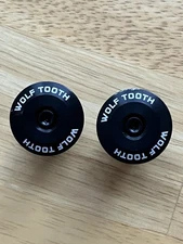 Wolf Tooth Bar End Plugs, Black